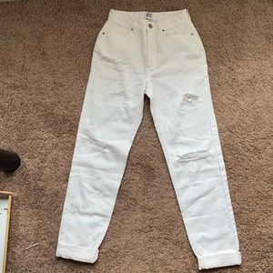 Urban Outfitters Mom Jeans